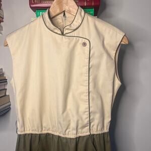 Vintage Dress with Pockets and Tailored Bottom Flap Band Collar Size M